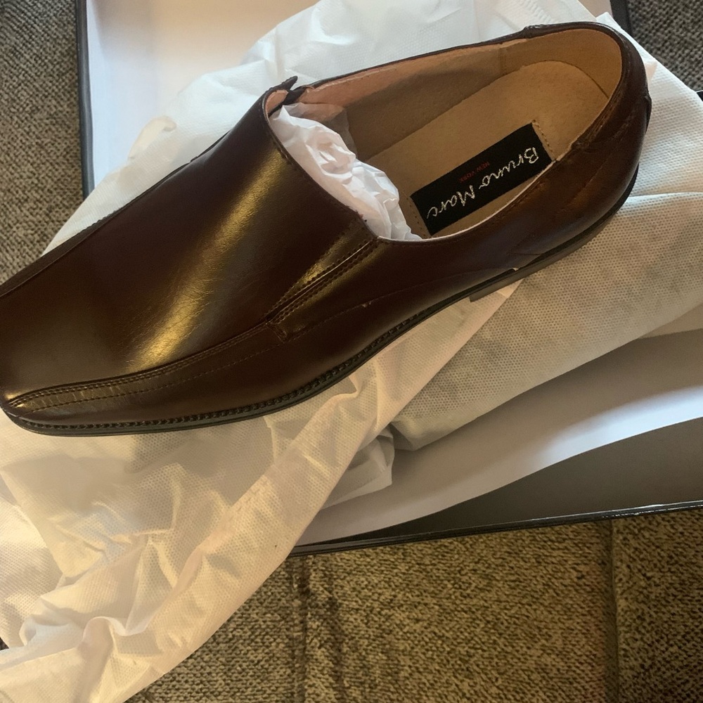 New Bruno Marc Brown Men's Leather Loafers size 9 1/2